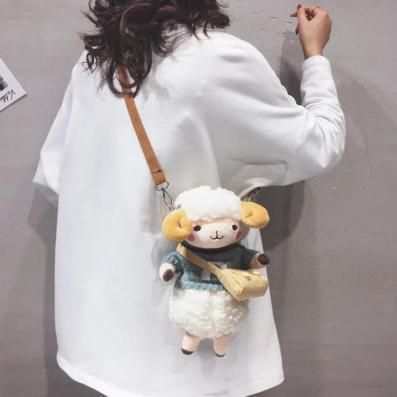 Little Sheep plush crossbody bag in square vertical shape with lamb pattern