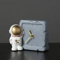 Astronaut character ornament in natural resin, Gold or Silver finish, for bookcase or desktop decoration