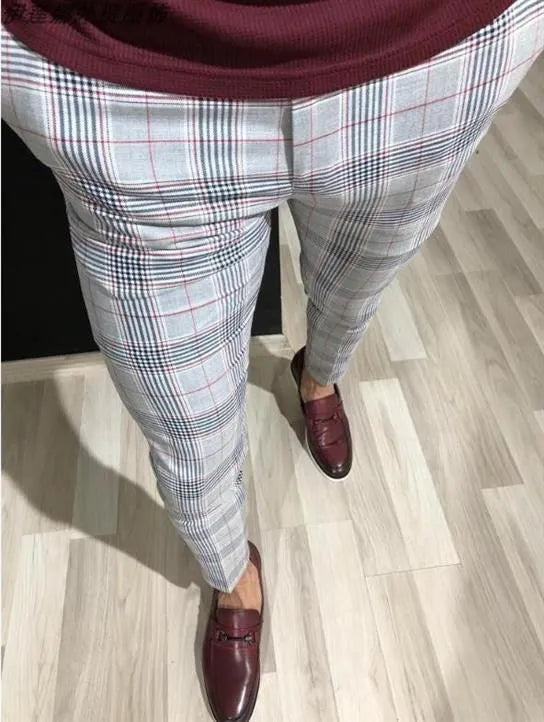 Men's loose-fit nine-point plaid trousers in grey grid pattern polyester summer casual