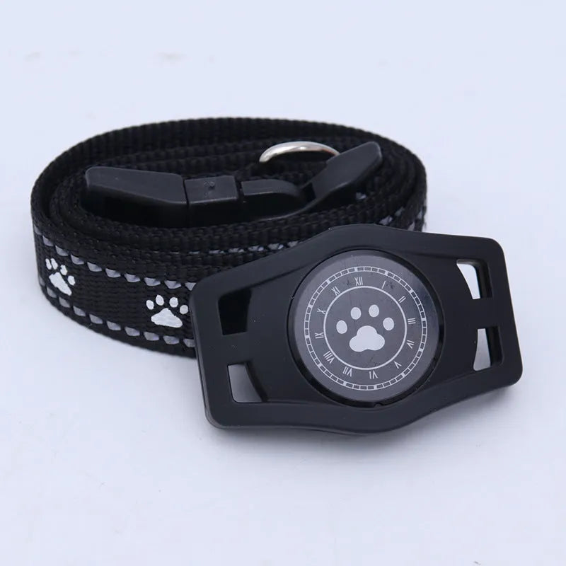 Pet locator GPS global tracker with IP67 waterproof rating, black colour, on a pet collar