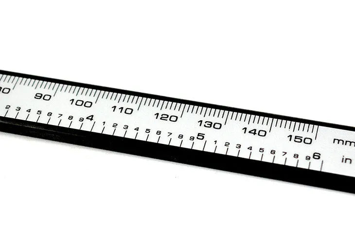 Silver metal casing electronic digital depth vernier caliper 0-150mm with LCD display on white background