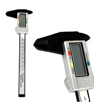 Silver metal casing electronic digital depth vernier caliper 0-150mm with LCD display on white background