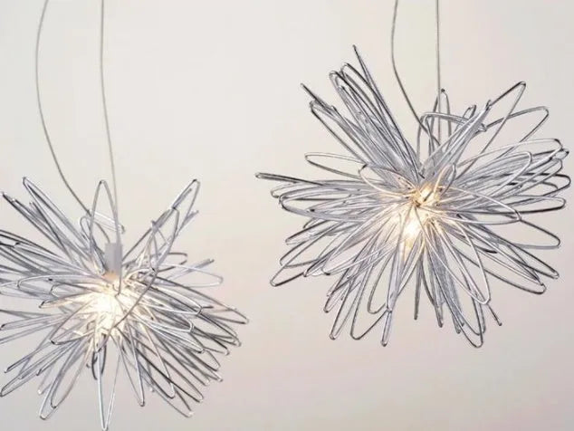 Aluminium wire star moon chandelier with zinc alloy and iron construction, 250mm diameter