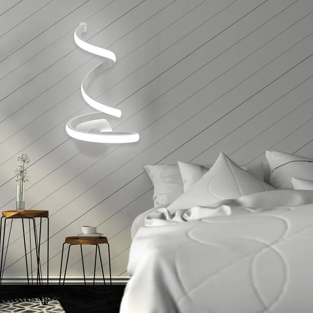 Modern aluminium wall lamp with snake design decorative lighting in contemporary style