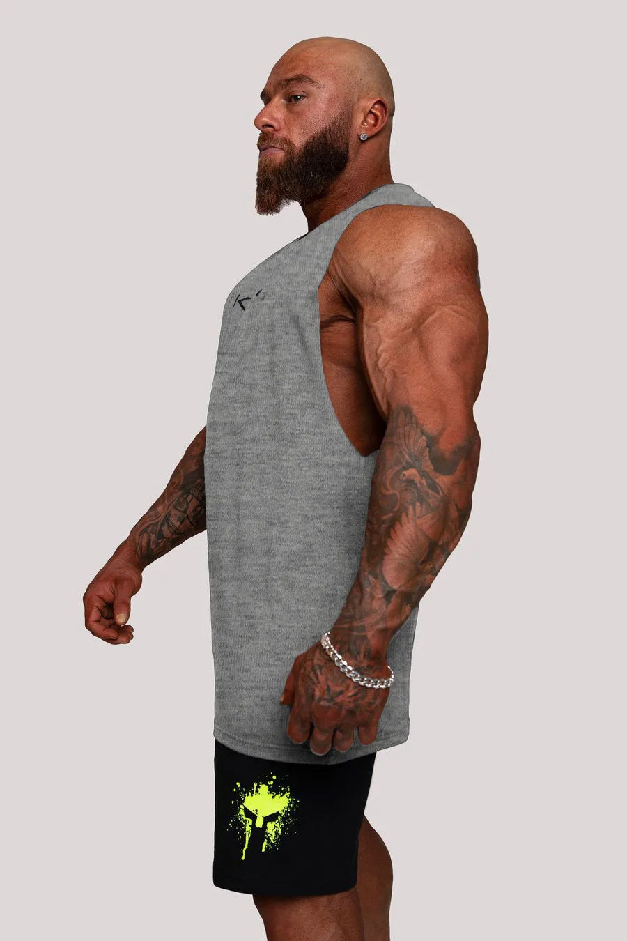 Men's sleeveless fitness vest in black without pattern, loose fit round neck, for outdoor running
