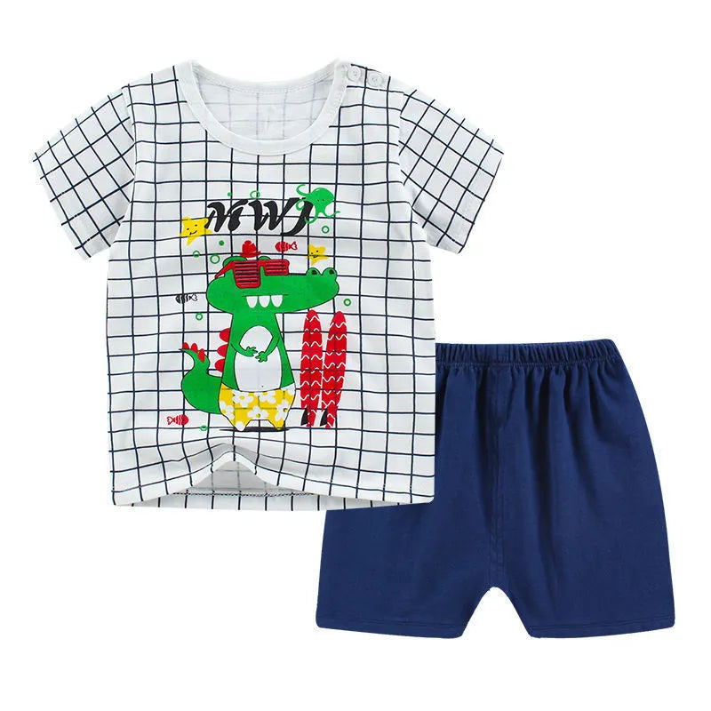 Newborn baby clothing set with cotton t-shirt and shorts in cartoon elephant print design