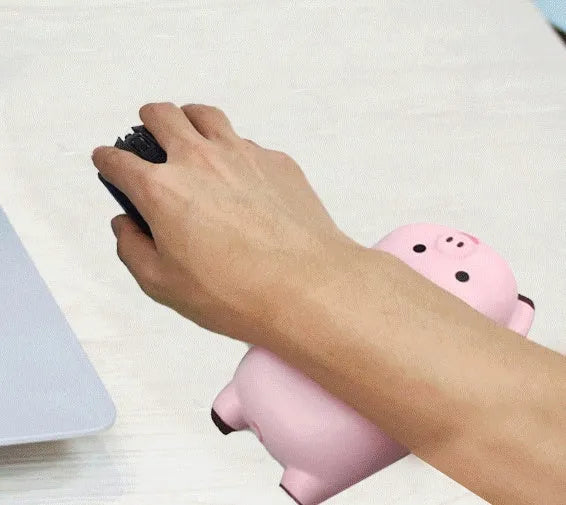 Single-sided PU wrist pad for mouse and keyboard use measuring 130mm by 70mm