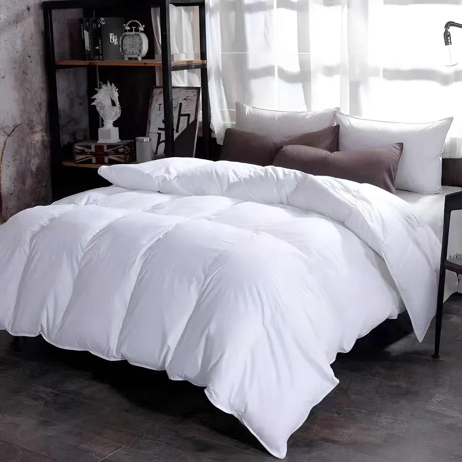 Goose down winter duvet in twill fabric showing size options and colour selections