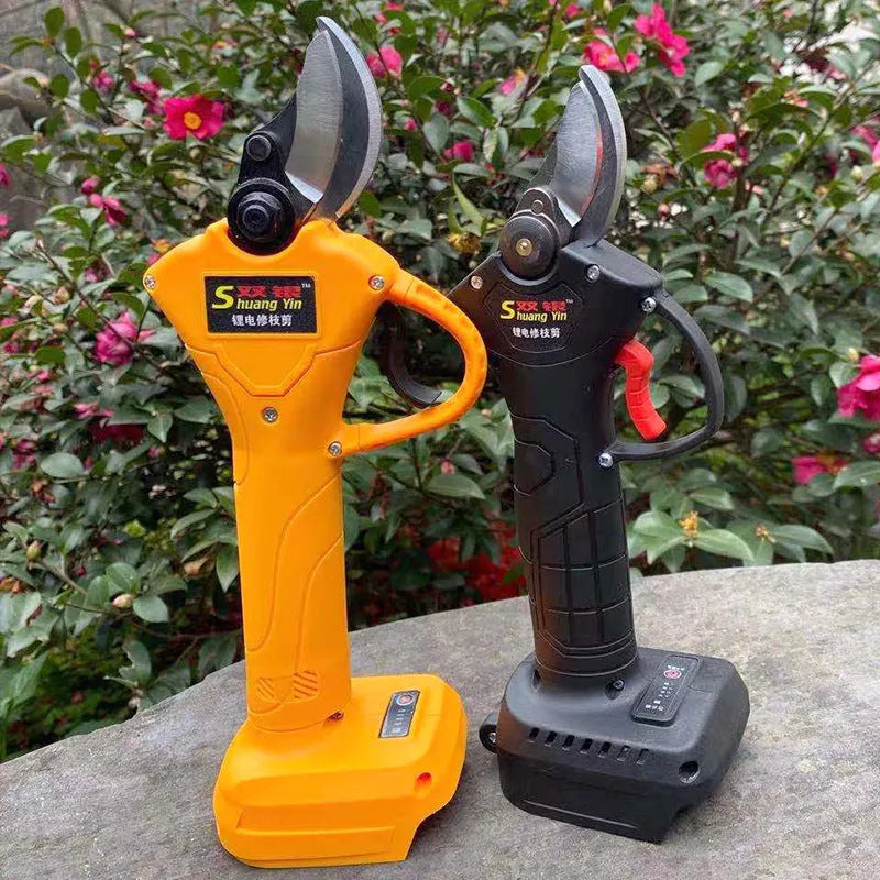 Electric gardening shears with lithium batteries for cutting fruit tree branches up to 35mm thick