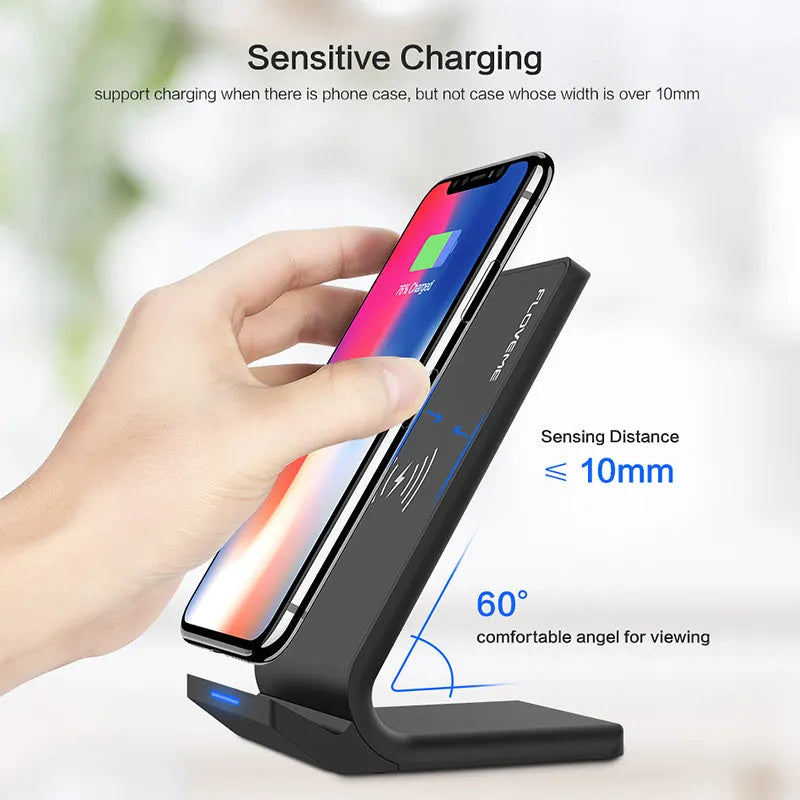 Universal Qi wireless fast charger board in white compatible with Apple Samsung and GM phones