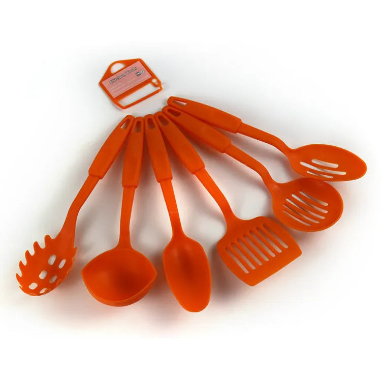 Black rubber kitchen utensil set with shovel spoon for non-stick pans