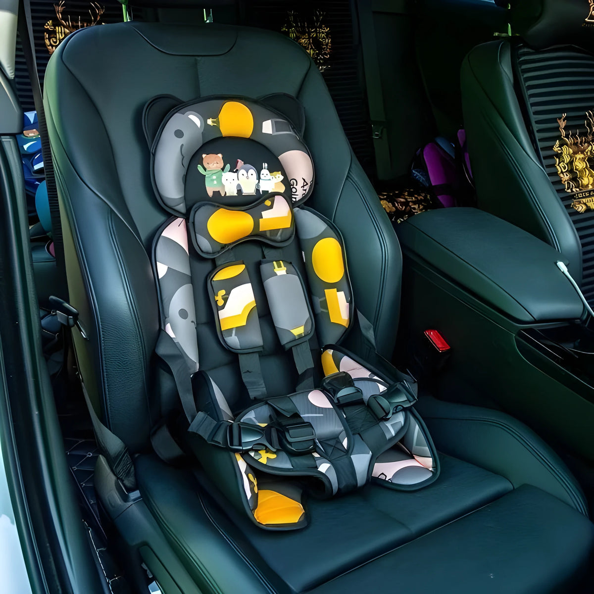 Child safety seat cushion single seat without backrest in car interior