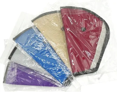 Child car seat belt adjuster in Oxford fabric, triangular, approx. 22 x 15cm, 27g, for kids over 4 years or 15kg