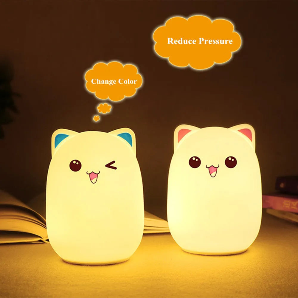Silicone bear night light in blue or pink, 100x100x135mm, with clap or remote control and USB charging cable