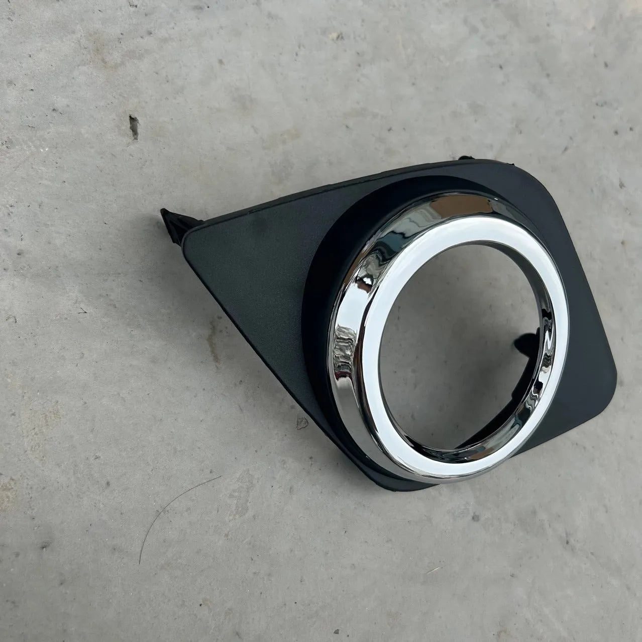 Black Toyota RAV4 front bumper anti-fog cover for small light area protection