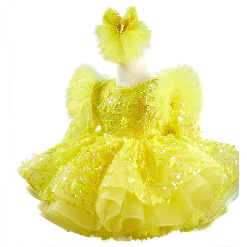 Yellow girls princess costume dress with short sleeves, suitable for heights 80 to 160cm, chemical fibre blend