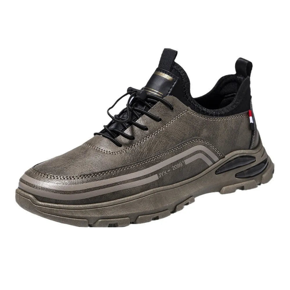 Men's black fleece-lined waterproof sneakers with a round toe and low-top design on a rubber sole.