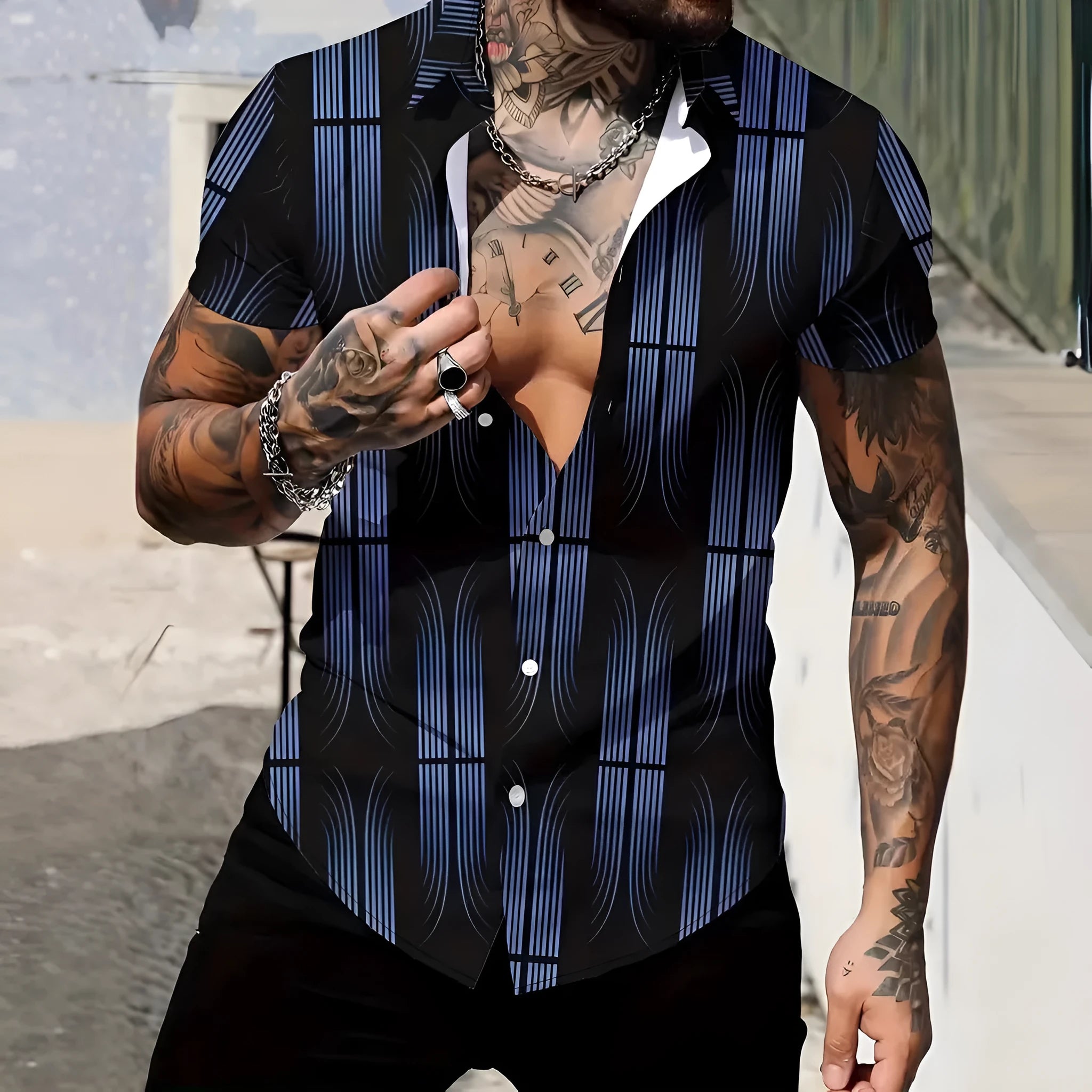 Men's geometric line print short sleeve shirt in slim fit polyester fabric