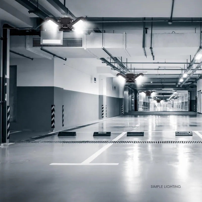 Deformable LED garage light with three adjustable heads, aluminium alloy housing, 60W 6000 lumens, IP65 waterproof