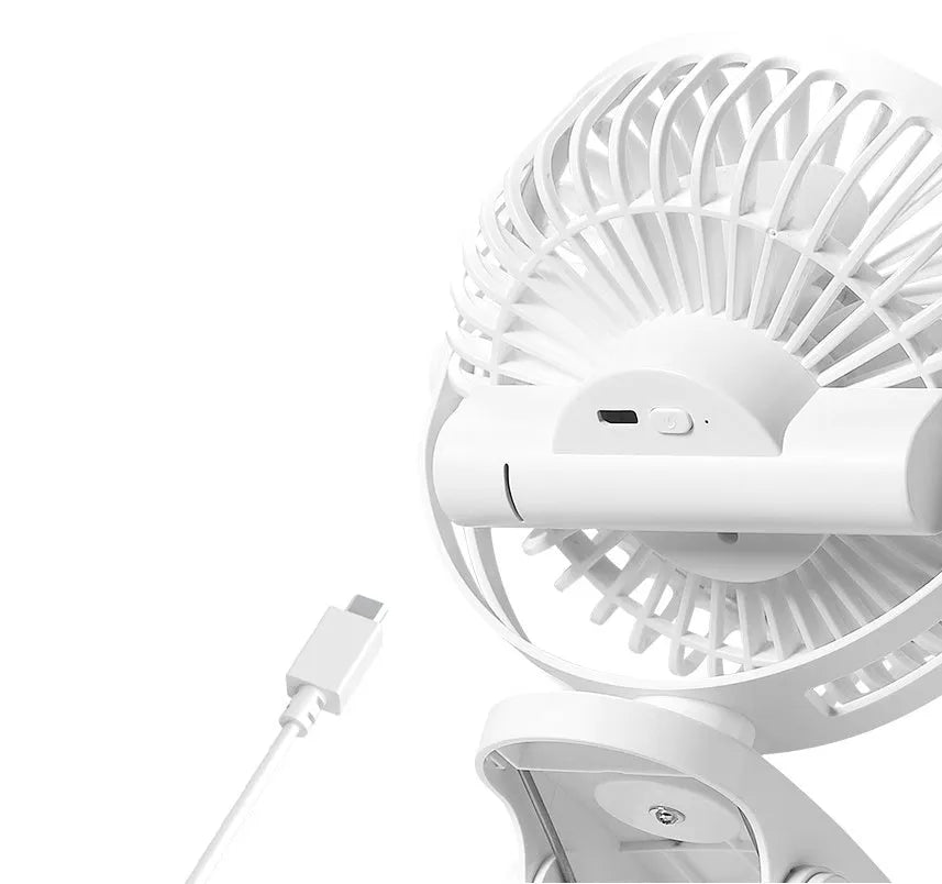 USB mini clip fan in green with clip base on wooden desk showing 135mm blade