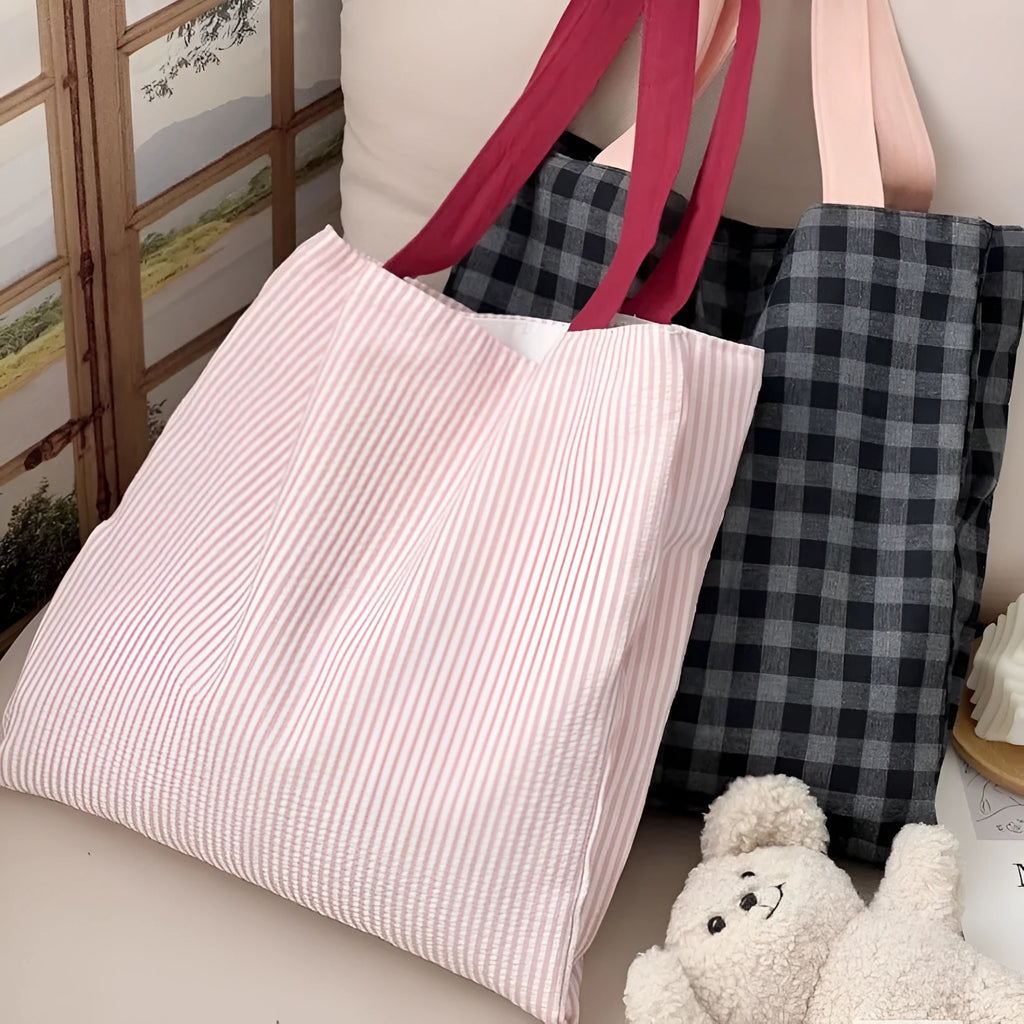 Plaid canvas multi-layer shoulder bag with cotton-thickened material and lined interior