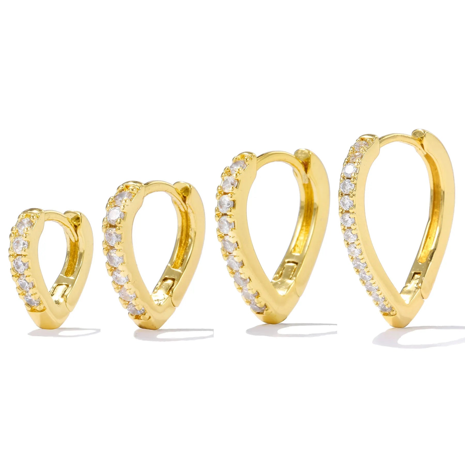 Gold and white geometric heart-shaped copper ear clip for women.