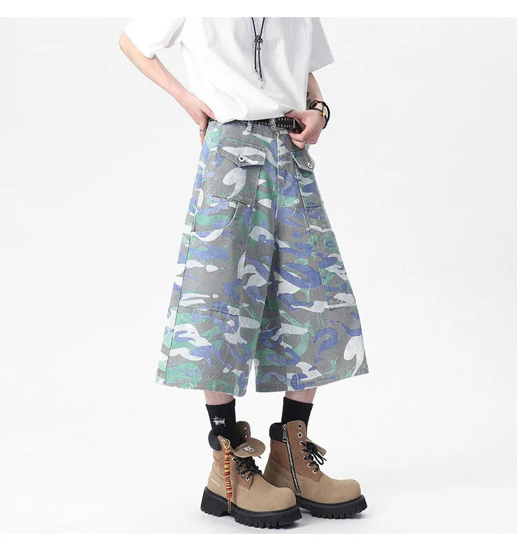 Camouflage colour cotton cropped work trousers with front pockets and straight leg
