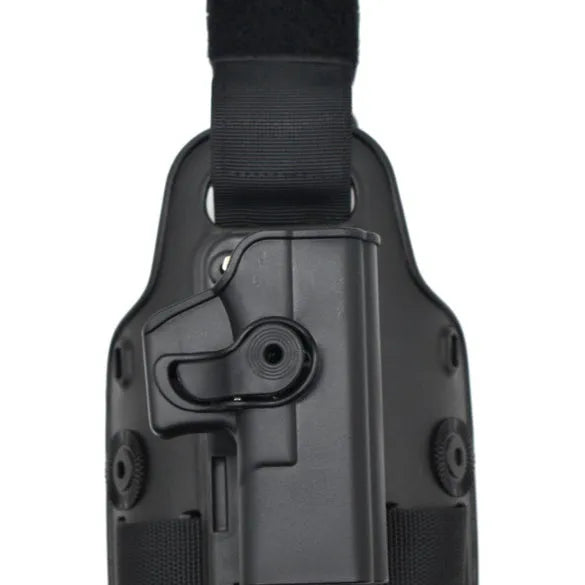 Green tactical leg holster bag with waist plate and quick-pull plastic construction for outdoor sports
