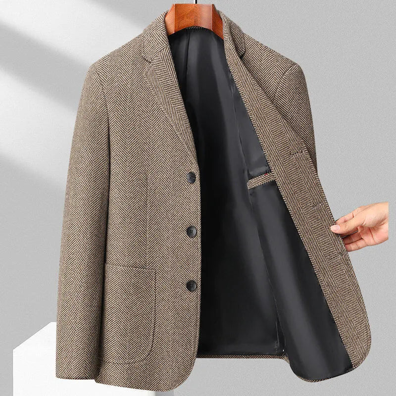 Men's loose fit casual coat in polyester available in black, khaki, gray and dark blue colours