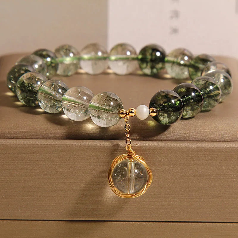 Green phantom quartz and chorite crystal bracelet for women in Japanese Korean style