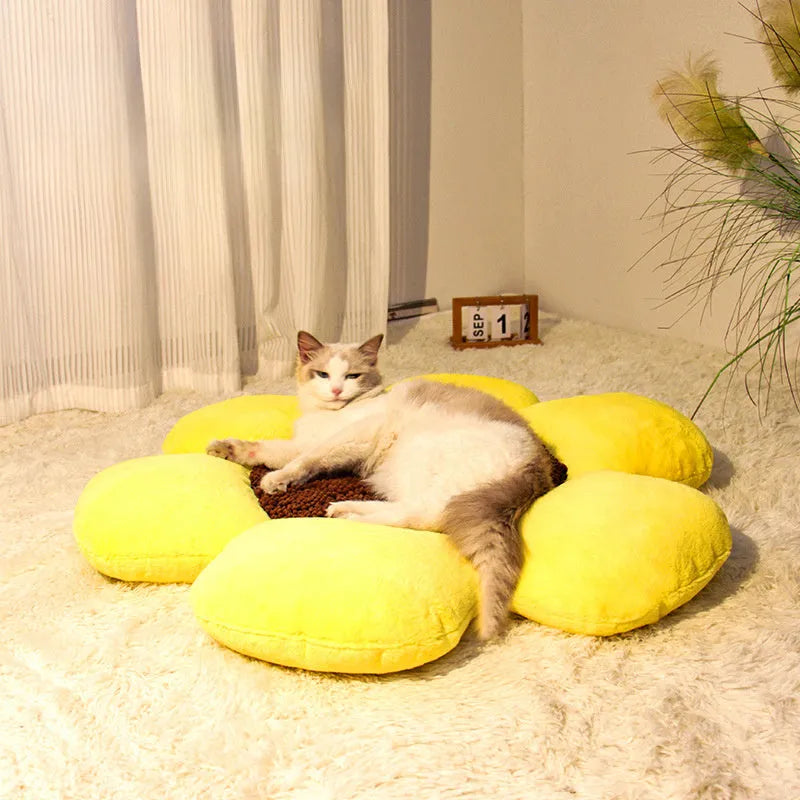 Blue round flower-shaped plush cat bed measuring 85cm across.