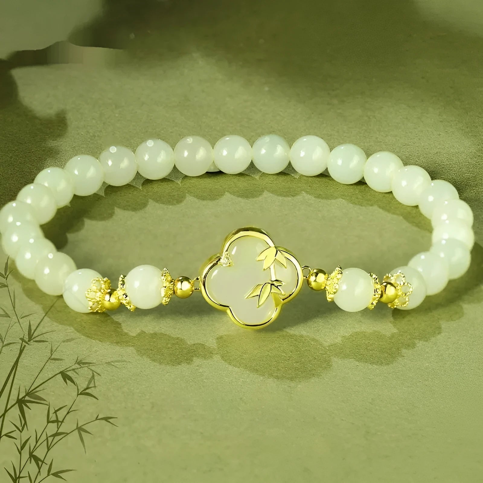 Hetian jade bracelet and necklace set with bamboo newspaper design and carved leaf shapes