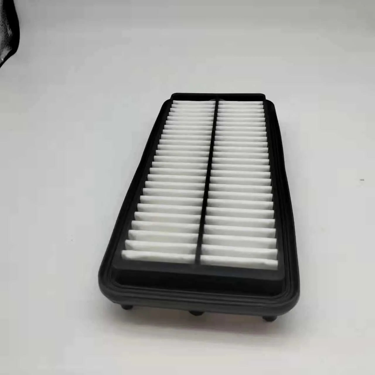 Black car air filter for Modern vehicles with 256mm x 113mm dimensions