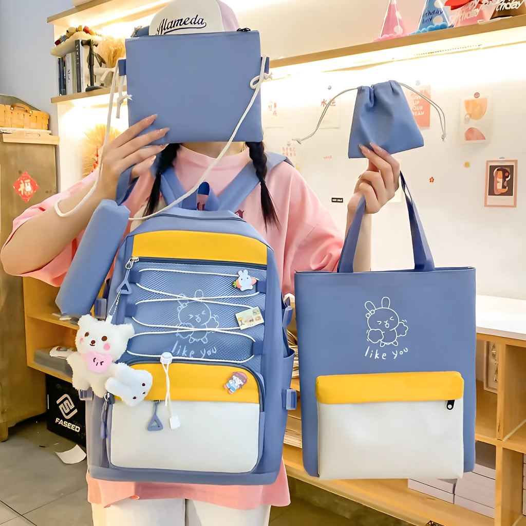 Large capacity lightweight student backpack in nylon with breathable curved shoulder straps