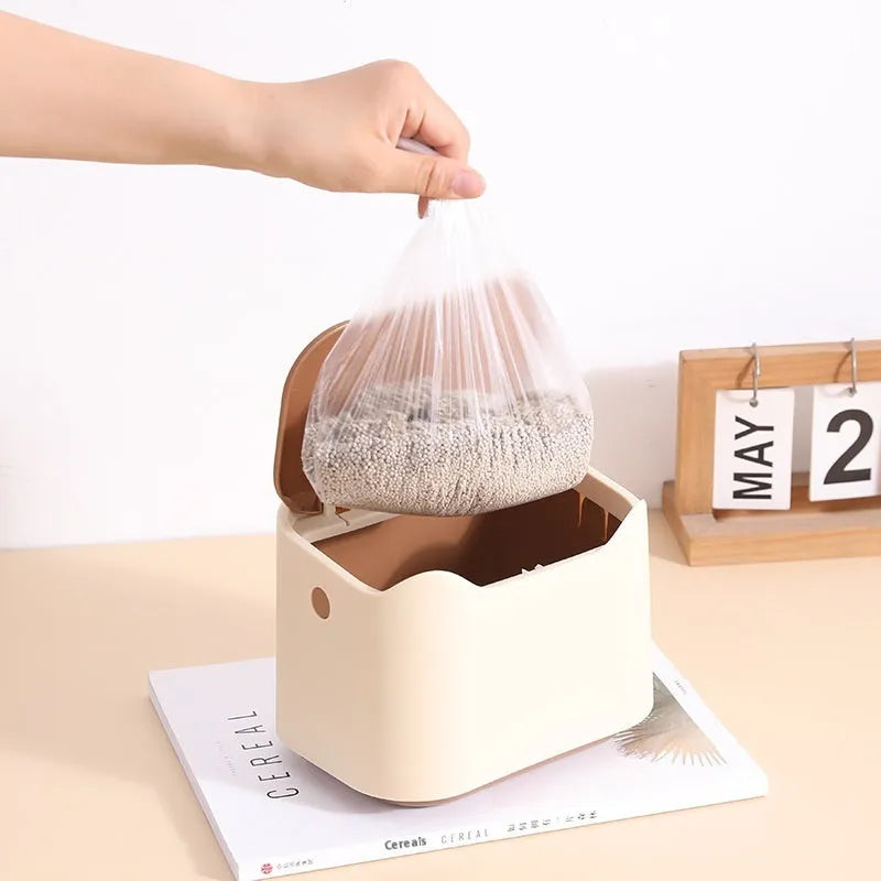 Fully enclosed PP plastic cat waste scoop pail with lid in khaki colour, 1.7 litre capacity, on white background