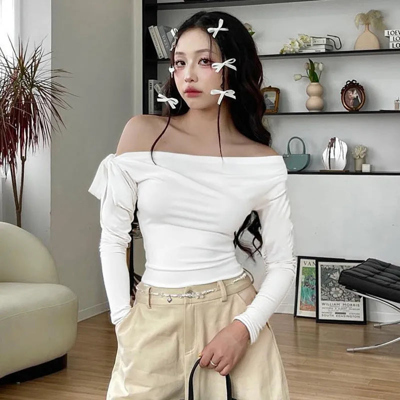 New pleated one-shoulder twisted knot tie asymmetric long sleeve T-shirt in solid black colour slim fit