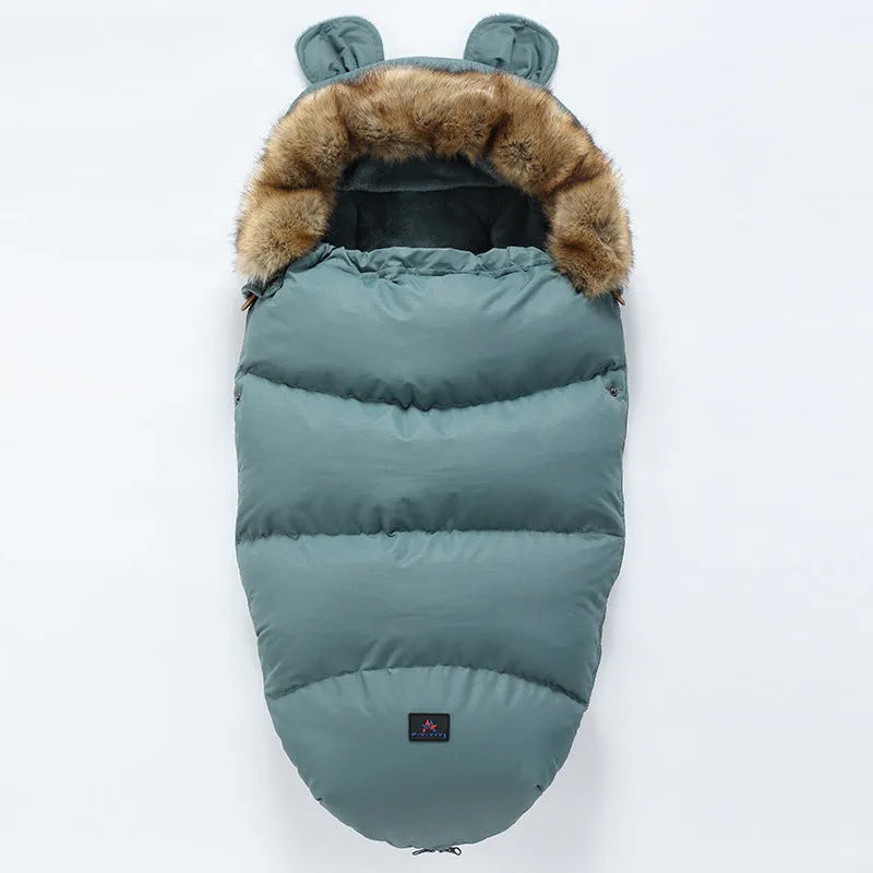 Dismountable baby stroller sleeping bag in a silkworm cocoon style for ages 1-3.