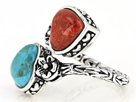 Antique silver alloy turquoise ring for women with insect design, available in sizes 5 to 11