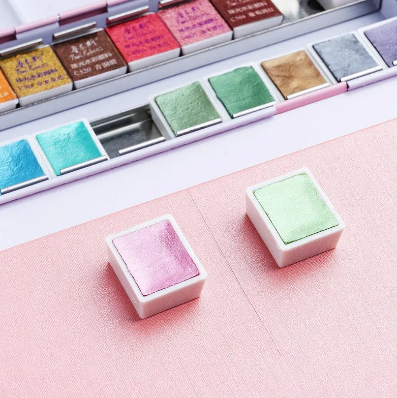 Pearl solid watercolour paint set showing metallic shimmer blocks in 12 or 24 colour options