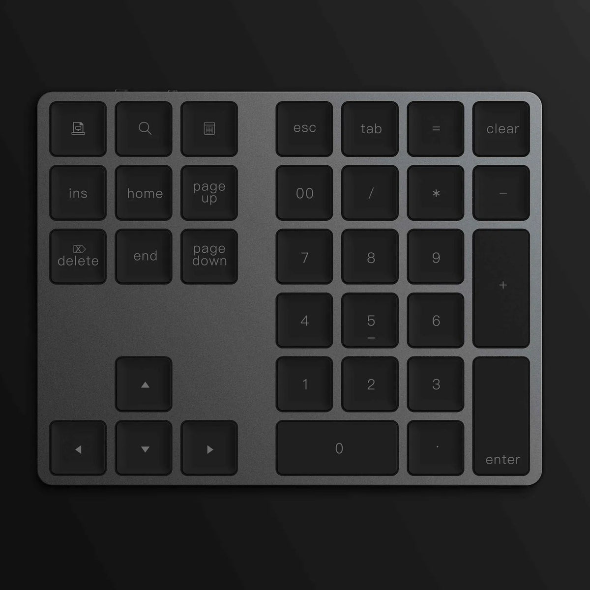 Wireless aluminium alloy Bluetooth numeric keypad with 34 keys in silver finish