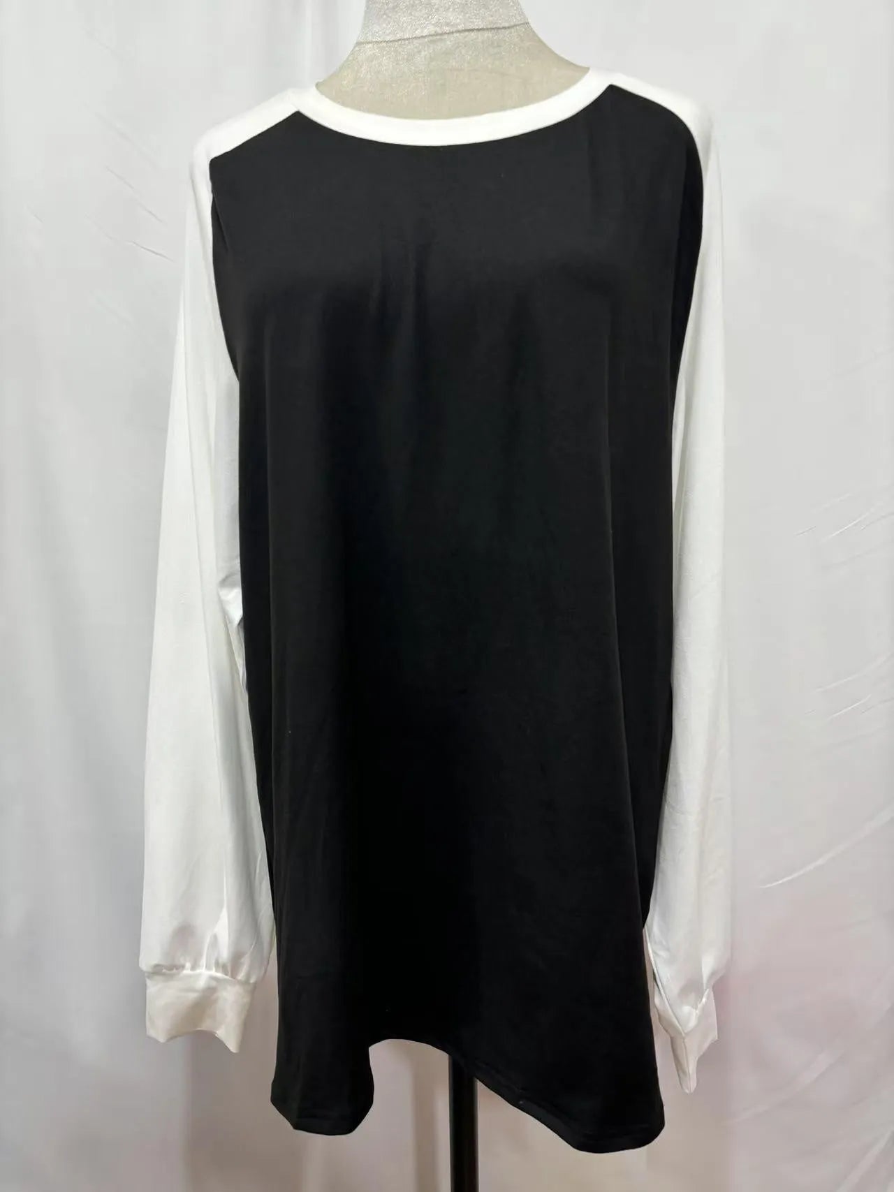 Men's long sleeve round neck casual t-shirt in polyester, shown in black.