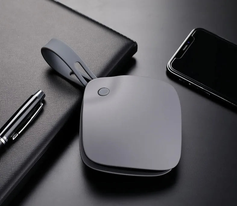 Streamer Mobile Power Hand Warmer in black with double-sided heating and battery display