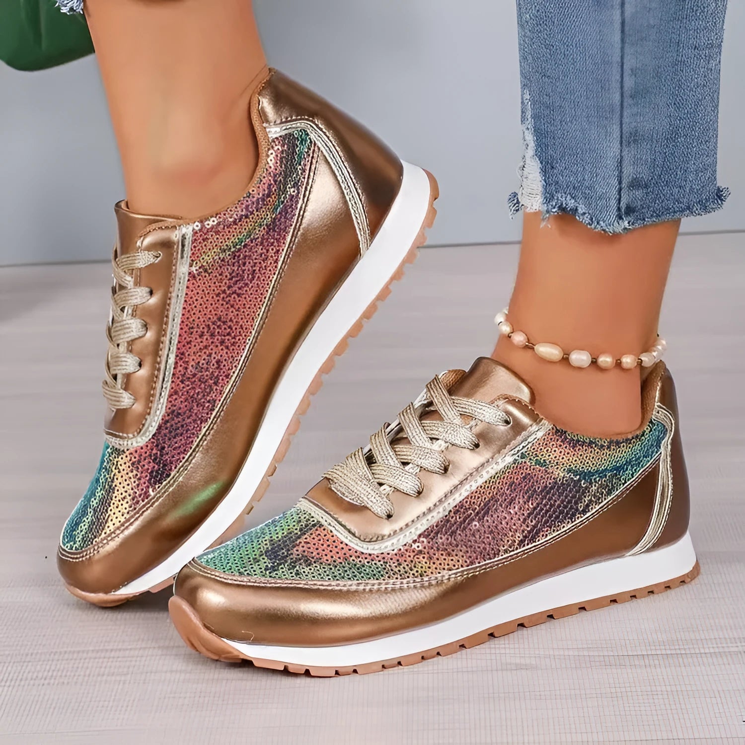 Women's thick-soled casual sneakers with square toe in black, champagne and silver colours