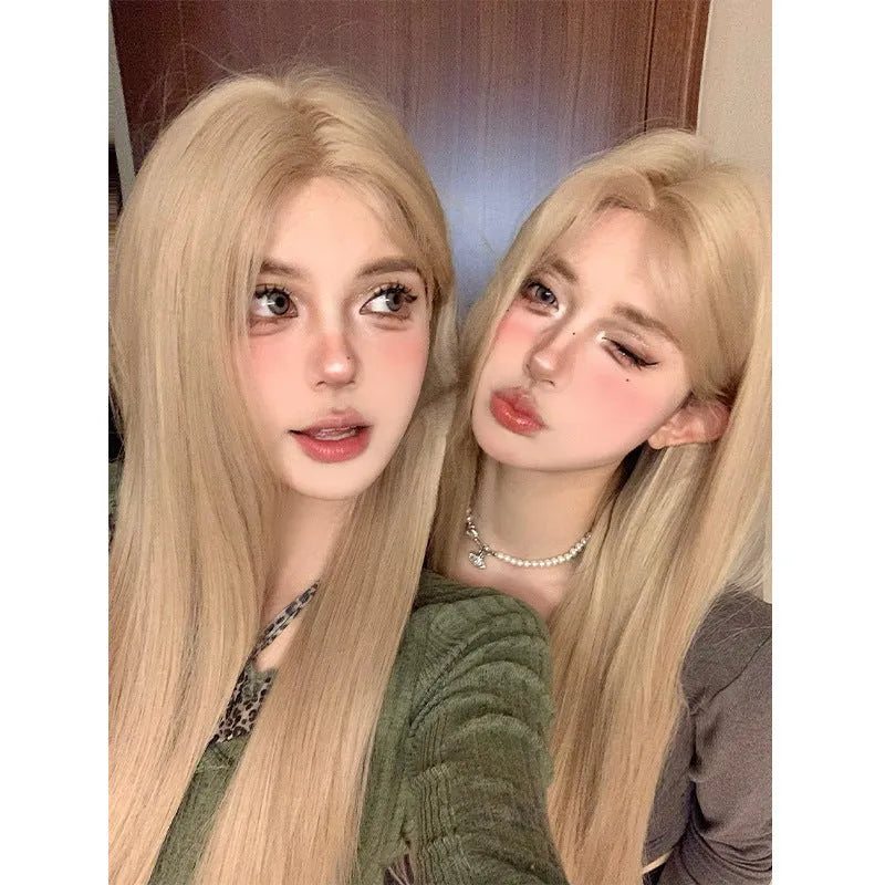 Long straight milk tea blonde women's wig made from high-temperature fibre with included hairnet