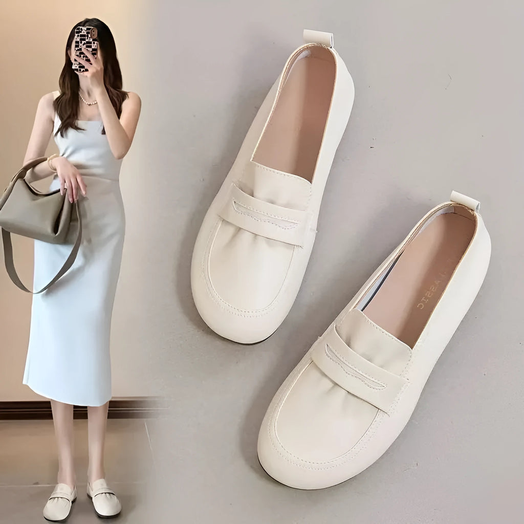 Women's slip-on flat loafers in beige white, black or apricot with low 1-3cm heel, PU upper and rubber sole