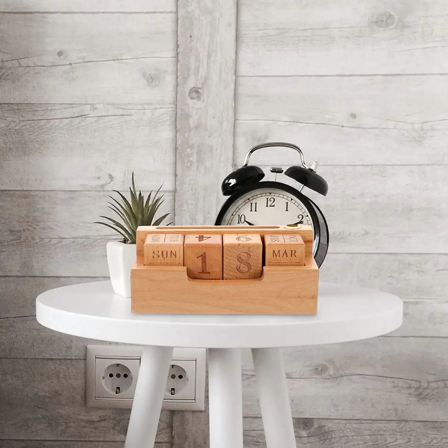 Solid wood simple desk calendar decoration in English small or large size