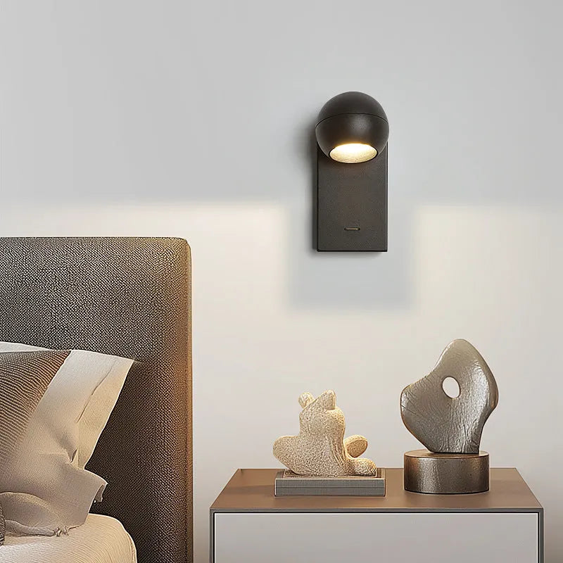Rotatable LED wall lamp in sand white or sand black, 7W 220V, D8 x 7.5 x 17 x 3cm, for bedside wall mounting.