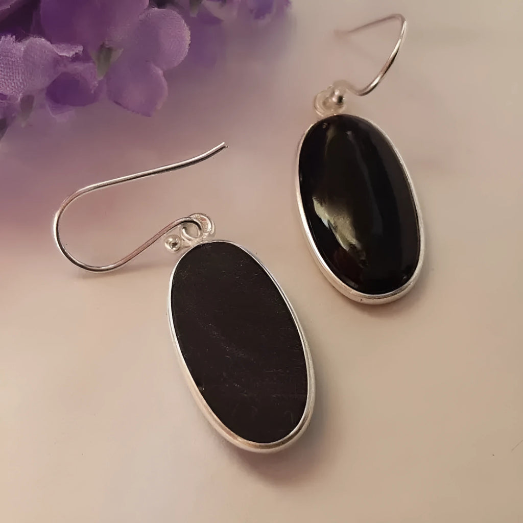 Women's earrings with 925 silver electroplating and black agate oval pendants in geometric Chinese style