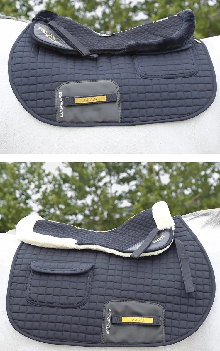 Wool riding saddle pad with shock absorption in wine red colour