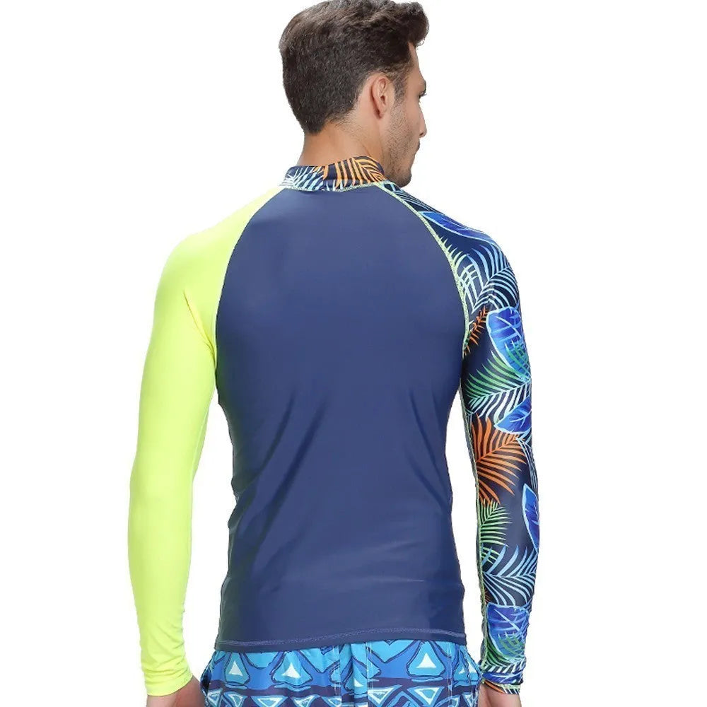 Men's long-sleeved wetsuit sunscreen swimsuit in blue or green blended fabric with colour matching detail